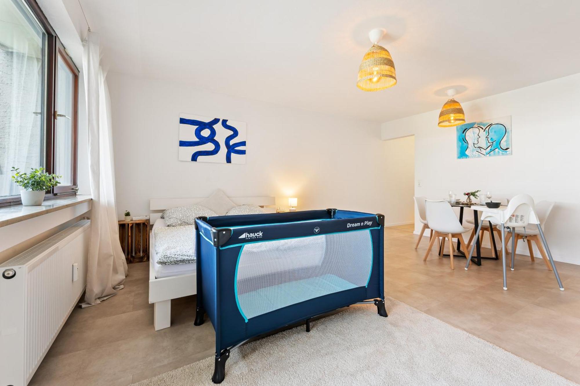 Idyl Kostenloser Privat-Parkplatz Wifi Smarttv Balkon Ludwigsburg Exterior photo